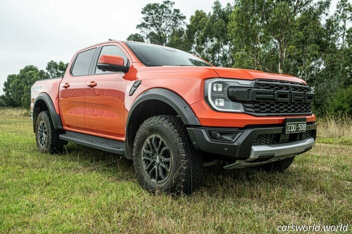 2025 Ford Ranger Raptor Recensione: Nessun pick-up dovrebbe essere questo divertimento-Ancora qui siamo / Carscoops